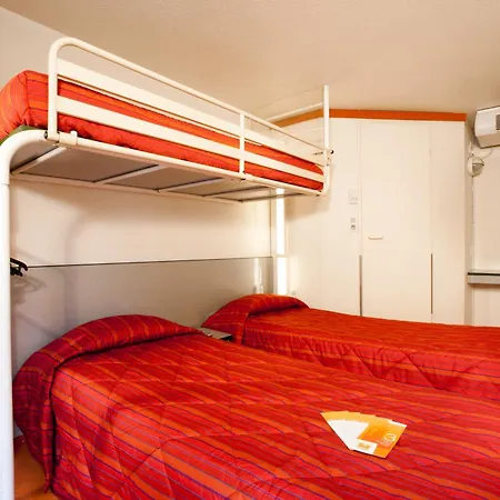 Premiere Classe Boulogne Sur Hotel *