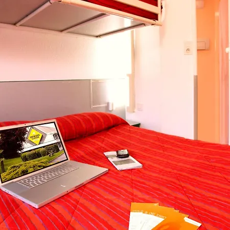 Premiere Classe Boulogne Sur Hotel *